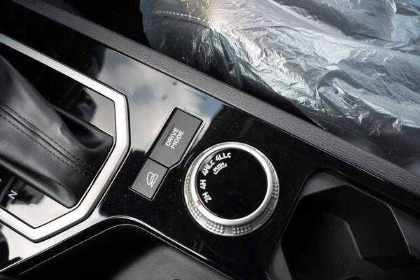 MITSUBISHI L200 SPORTERO 2.4L 4X4 2026 | BED LINER