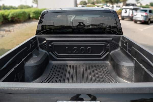 MITSUBISHI L200 SPORTERO 2.4L 4X4 2026 | BED LINER