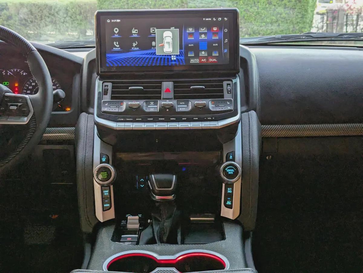 TOYOTA LAND CRUISER 2013 FACELIFTED 2025 WITH INTERIOR AND EXTERIOR GCC V6 IN EXCELLENT CONDITION-7-7