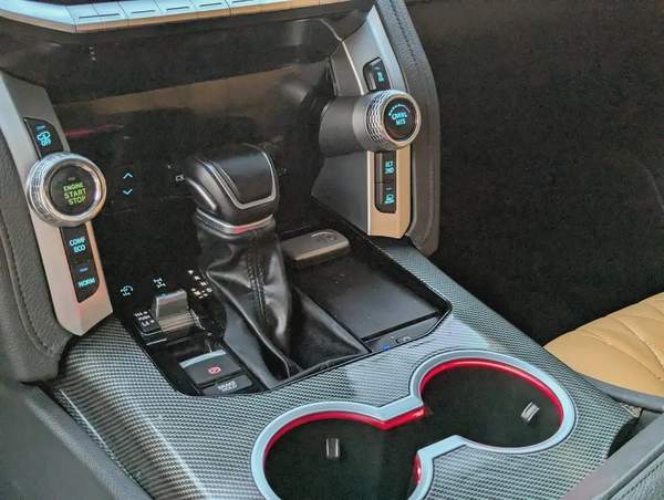 TOYOTA LAND CRUISER 2013 FACELIFTED 2025 WITH INTERIOR AND EXTERIOR GCC V6 IN EXCELLENT CONDITION