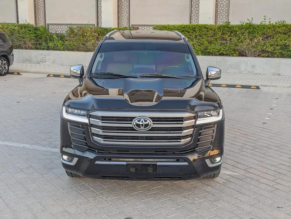 TOYOTA LAND CRUISER 2013 FACELIFTED 2025 WITH INTERIOR AND EXTERIOR GCC V6 IN EXCELLENT CONDITION-19-19