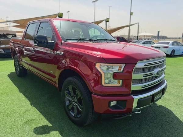 (2016) FORD F-150 //PLATINUM// GCC FULL OPTION -EXCELLENT CONDITION-