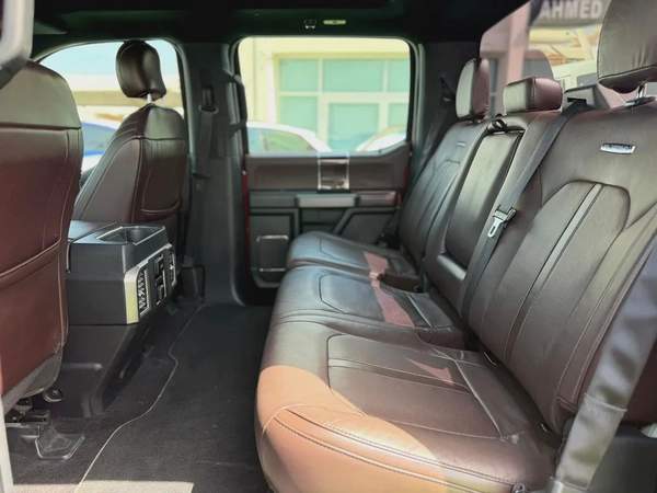 (2016) FORD F-150 //PLATINUM// GCC FULL OPTION -EXCELLENT CONDITION-