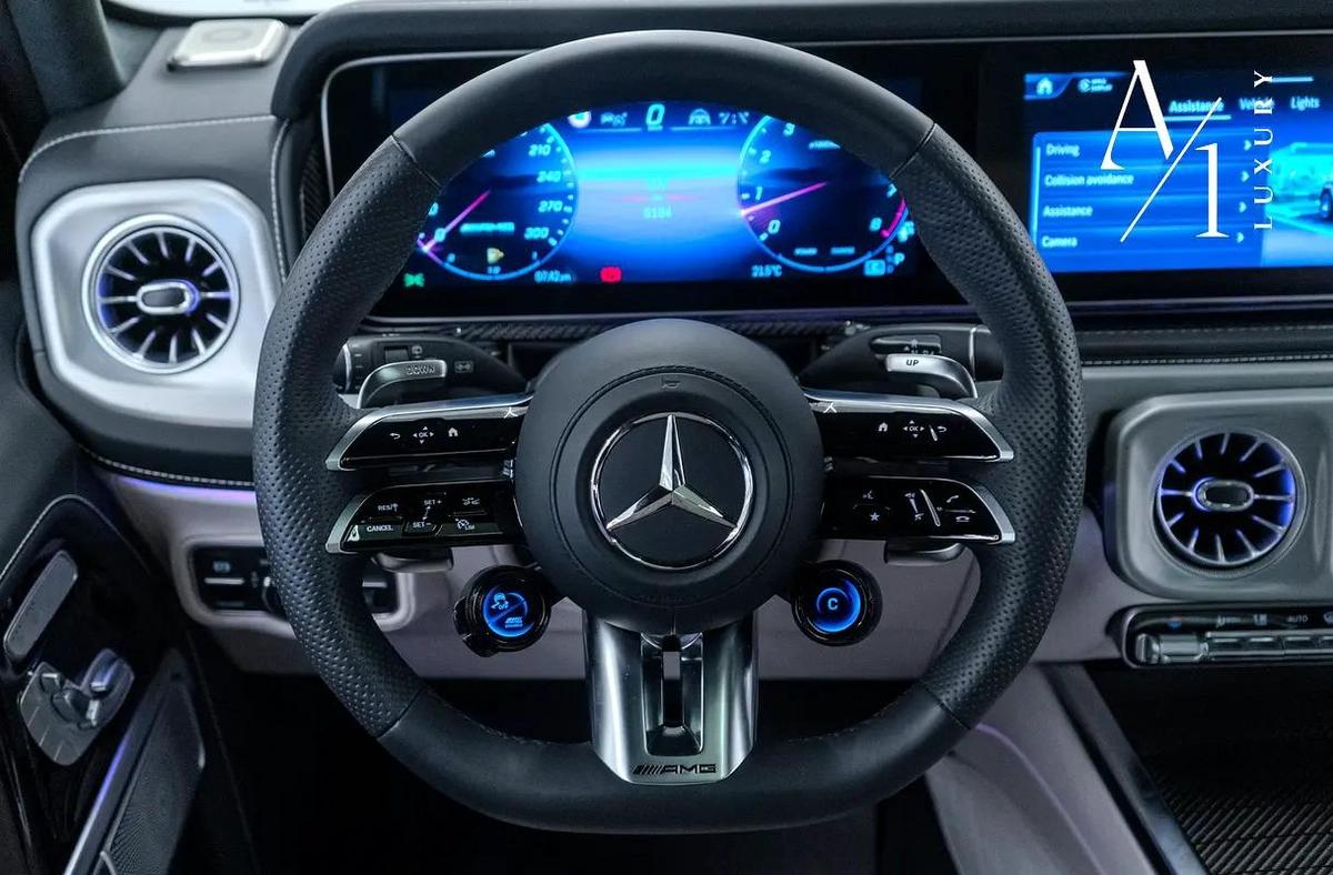 2025 Mercedes Benz G63 G MANUFAKTUR, Double Night Package, Full Carbon Fiber, Low kms, Japanese Spec-8-8