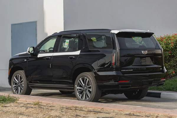 Sport 6.2L AWD Cadillac Escalade Sport - 2026 Brand New (Export)