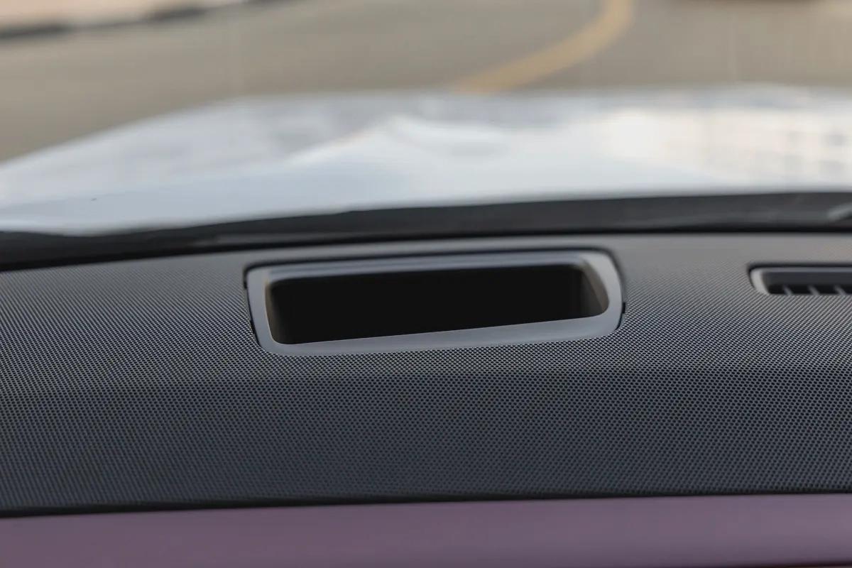 Sport 6.2L AWD Cadillac Escalade Sport - 2026 Brand New (Export)-9-9