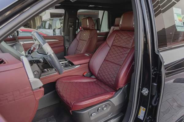 Sport 6.2L AWD Cadillac Escalade Sport - 2026 Brand New (Export)