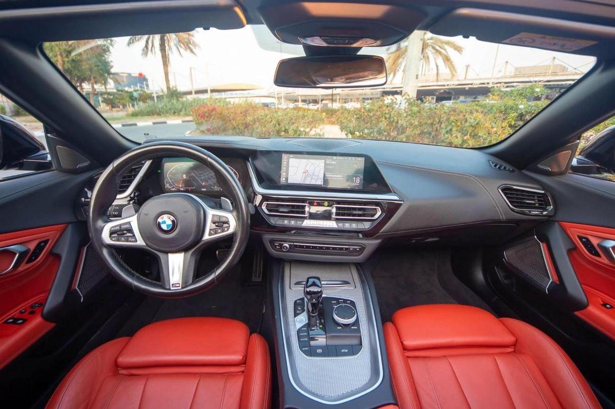 BMW Z4 sDrive 30i M Sport package 2.0L-1-1