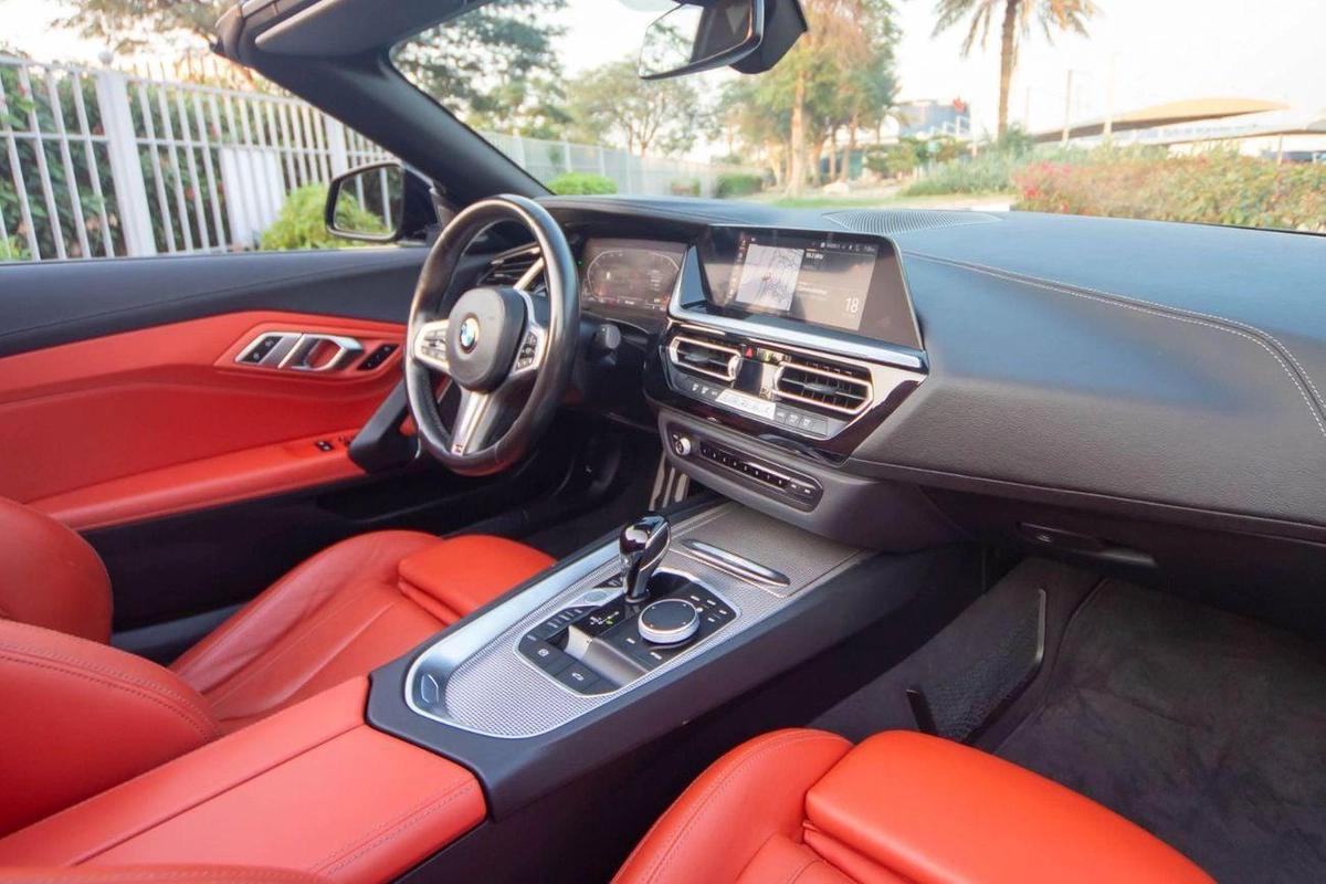 BMW Z4 sDrive 30i M Sport package 2.0L-2-2