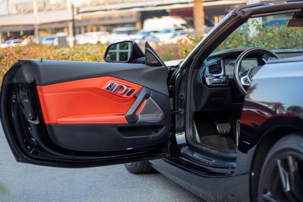 BMW Z4 sDrive 30i M Sport package 2.0L-20-20