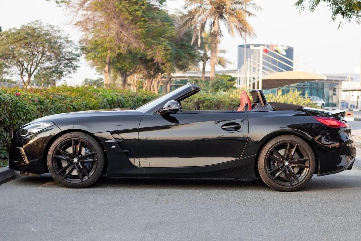 BMW Z4 sDrive 30i M Sport package 2.0L-24-24