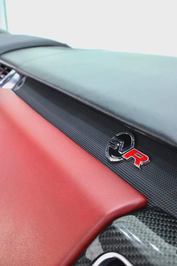 RANGE ROVER SPORT SVR CARBON PACKAGE BLACK EDITION FULLY LOADED