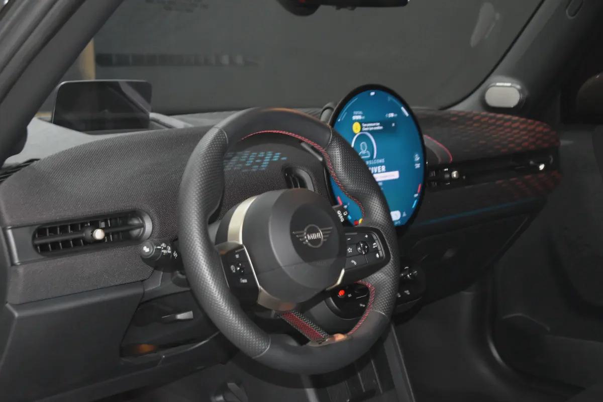 2025 ll Mini Cooper S JCW ll Gcc ll Warranty And service Contract AGMC-9-9
