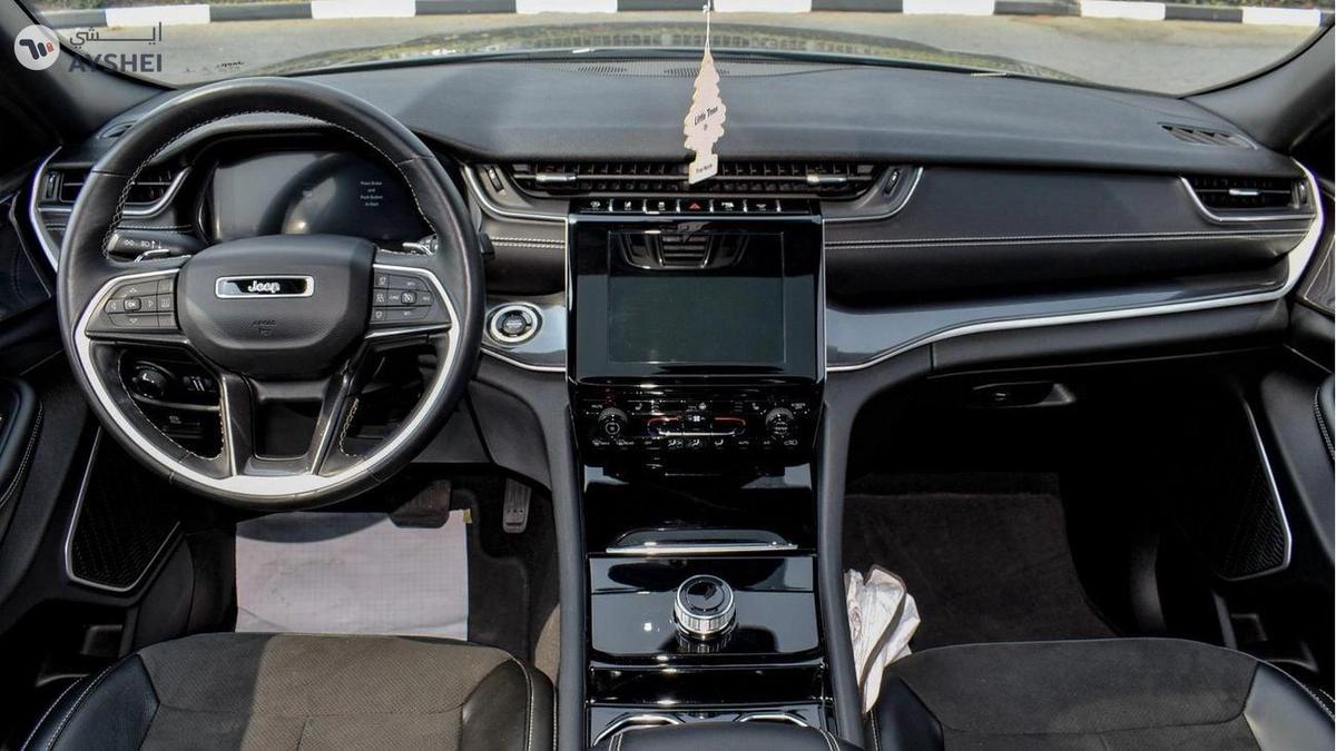 Jeep Grand Cherokee-5-5