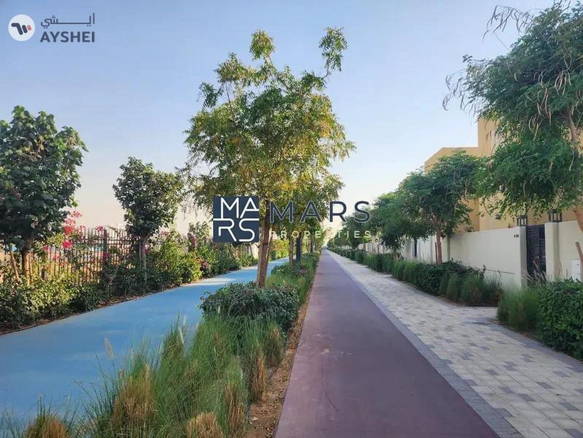 Distress Deal | Fully Corner Unit| Landscaped Garden-7-7