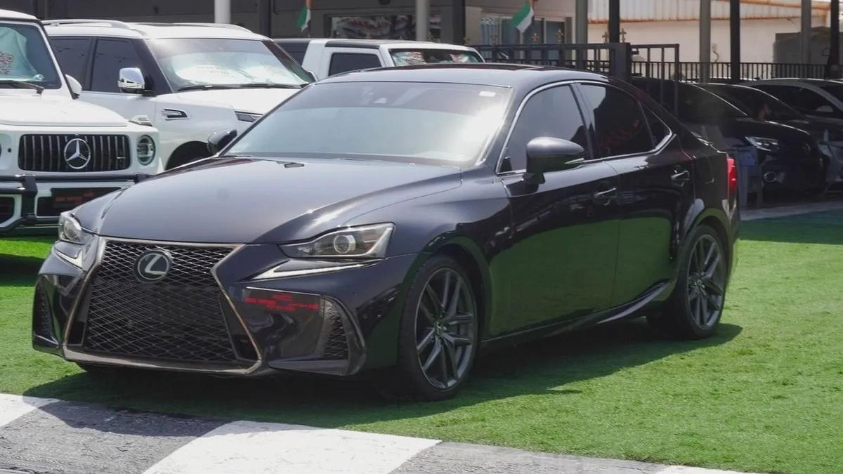 لكزس is300 موديل 2020 وارد امريكي-1-1