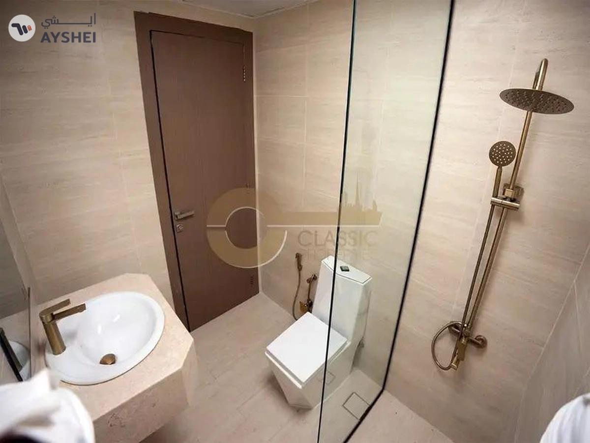 Fully Upgraded | Closed Kitchen | Spacious Layout-16-16