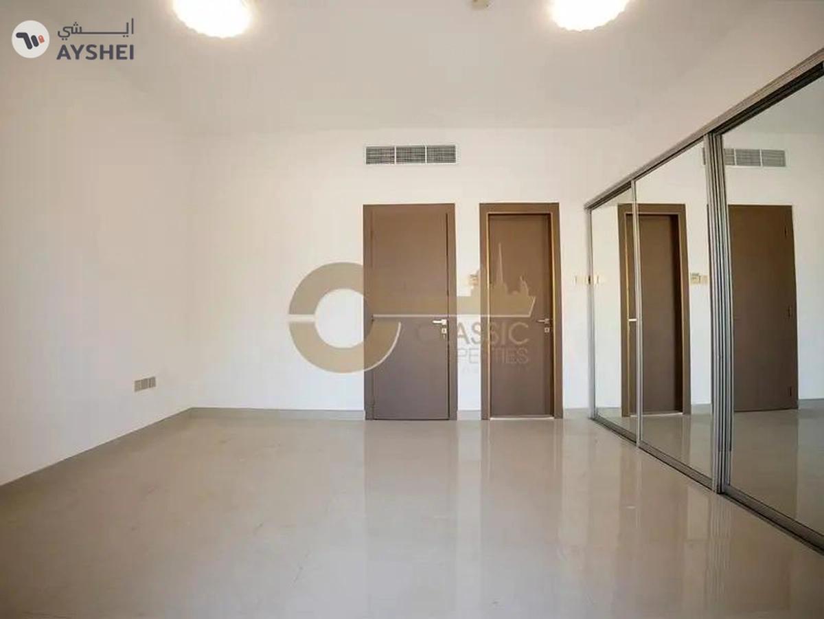 Fully Upgraded | Closed Kitchen | Spacious Layout-18-18