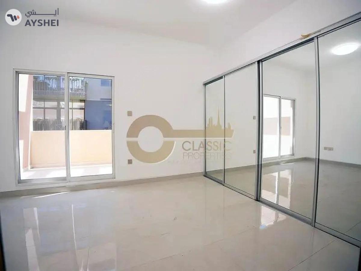 Fully Upgraded | Closed Kitchen | Spacious Layout-21-21