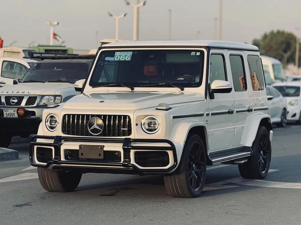 BENZ G63 AMG | 2021 | 27000Kms | RED INTERIOR | MINT CONDITION | FRESH JAPAN IMPORT-2-2