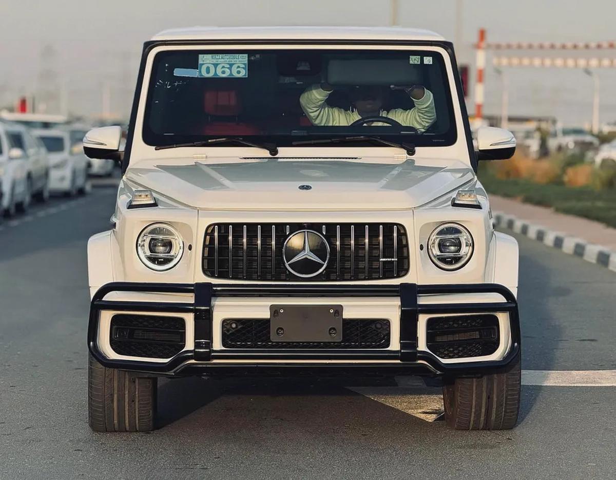 BENZ G63 AMG | 2021 | 27000Kms | RED INTERIOR | MINT CONDITION | FRESH JAPAN IMPORT-3-3