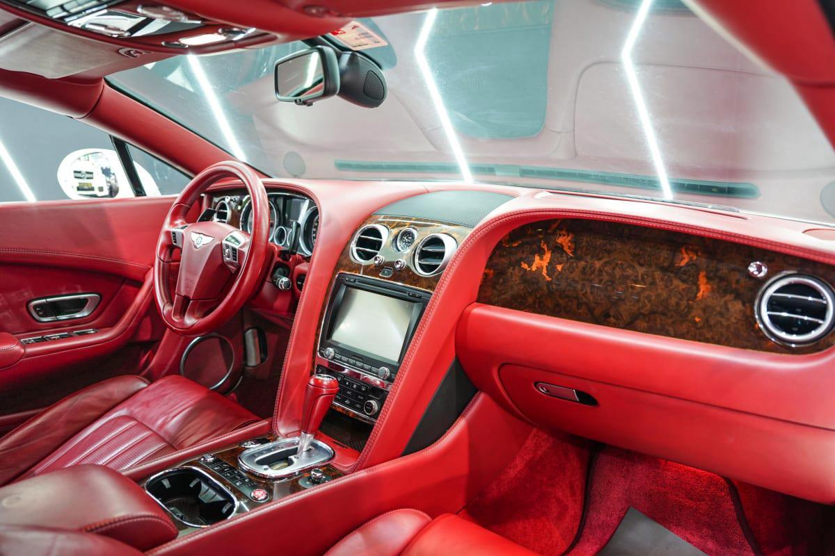 Bentley Continental GT-9-9