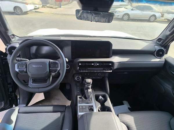 Toyota Prado TOYOTA PRADO LUXURY 2.4L PETROL
