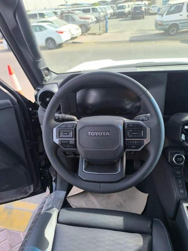 Toyota Prado TOYOTA PRADO LUXURY 2.4L PETROL