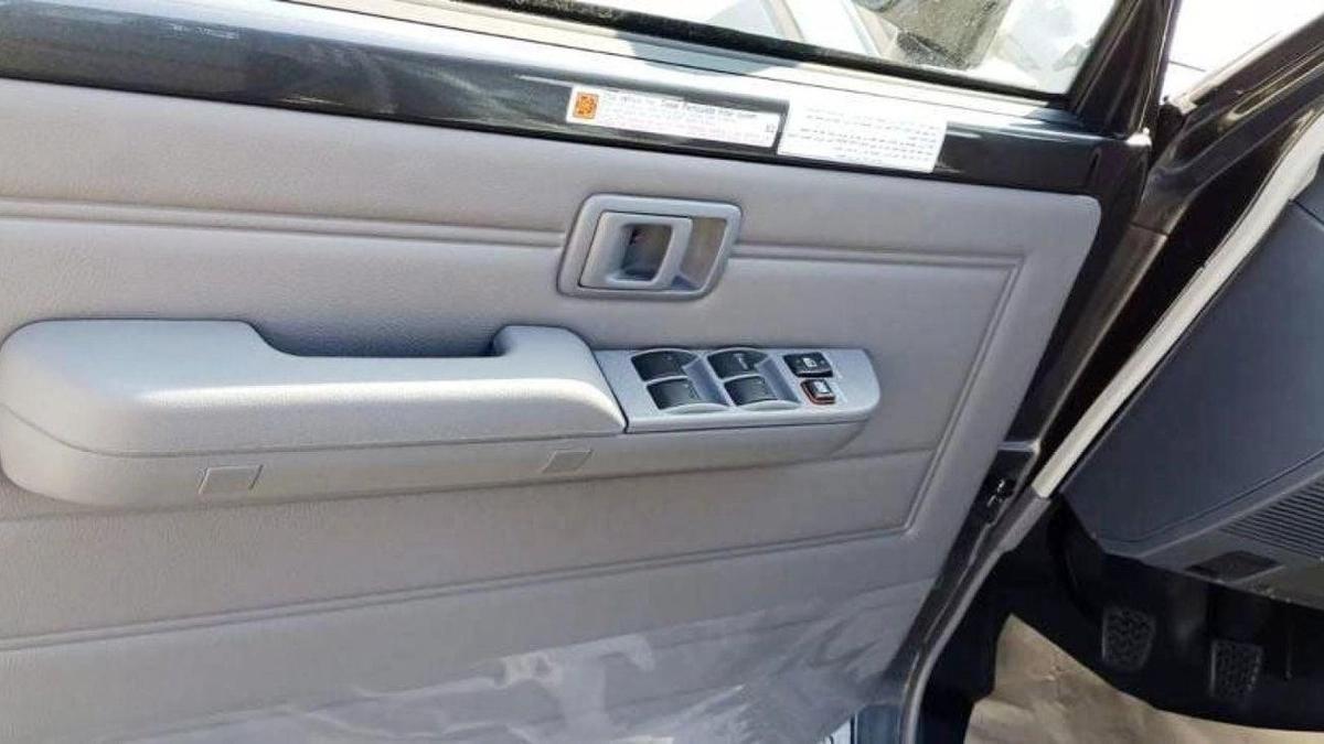 Toyota Land Cruiser Pick Up TOYOTA LAND CRUISER LC79 4.2L V6-6-6