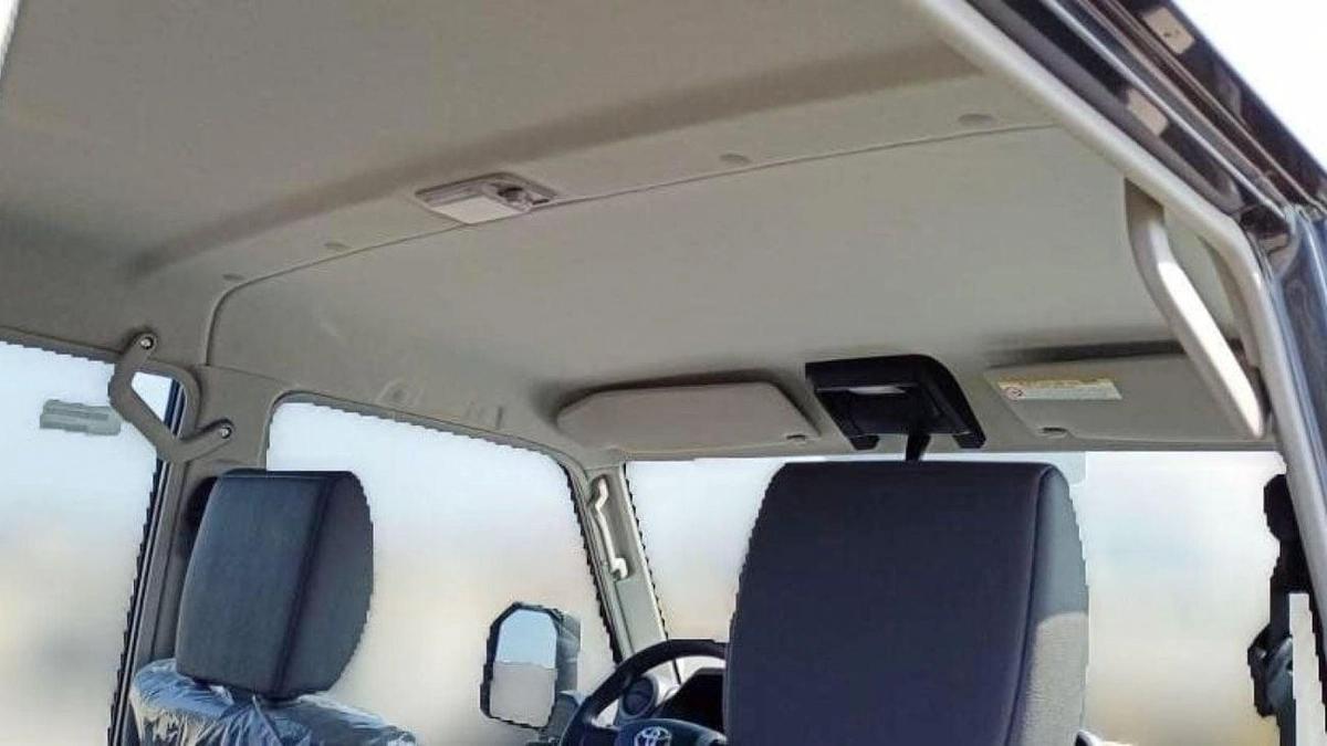 Toyota Land Cruiser Pick Up TOYOTA LAND CRUISER LC79 4.2L V6-13-13