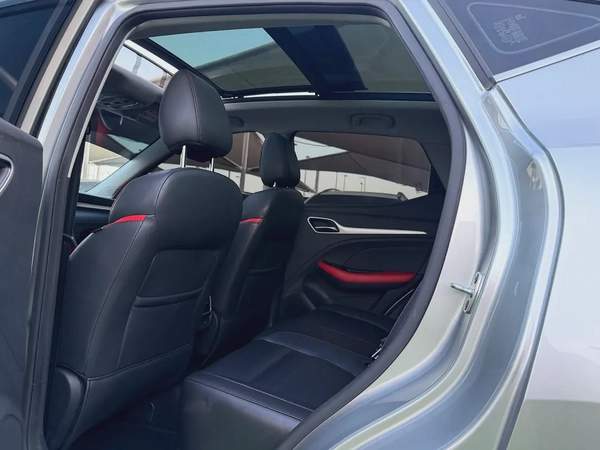 2024 MG ZS Trophy - GCC Specs - FREE ACCIDENT FAST OWNER FULL OPTION ORIGINAL PAINT FULL SERVICE CON