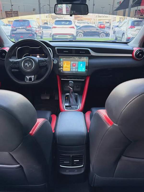 2024 MG ZS Trophy - GCC Specs - FREE ACCIDENT FAST OWNER FULL OPTION ORIGINAL PAINT FULL SERVICE CON