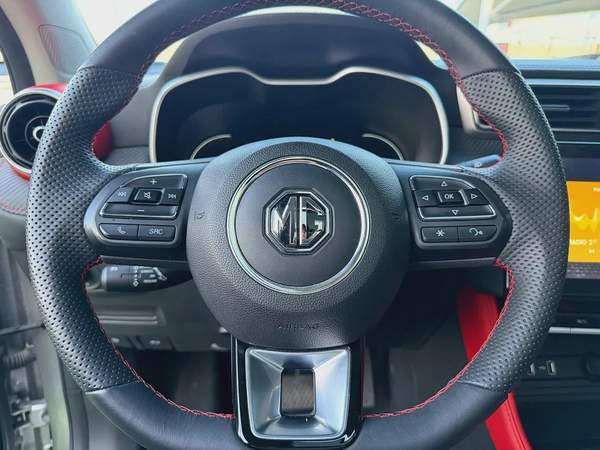 2024 MG ZS Trophy - GCC Specs - FREE ACCIDENT FAST OWNER FULL OPTION ORIGINAL PAINT FULL SERVICE CON