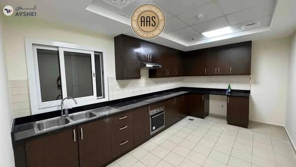 nice offer in sheikh zayad road 1bhk close to metro rent only 97k