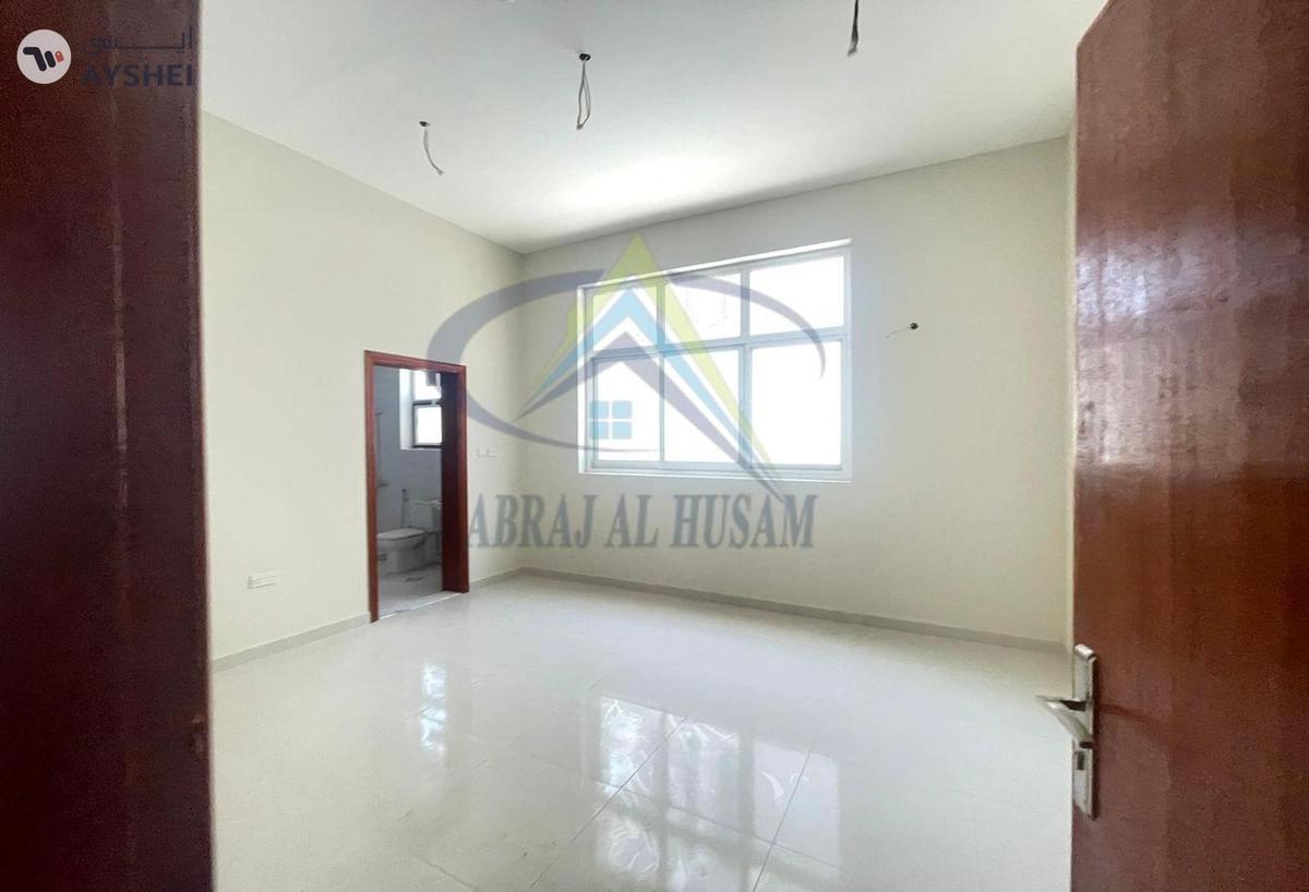 Compound for sale in Shakhbout City-0-landscape