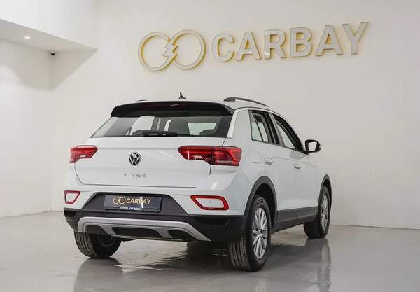 AED 1237 PM | VW T-ROC 2024 | UNDER 3 YEAR AGENCY WARRANTY & SERVICE CONTRACT | LOW KMS | GCC