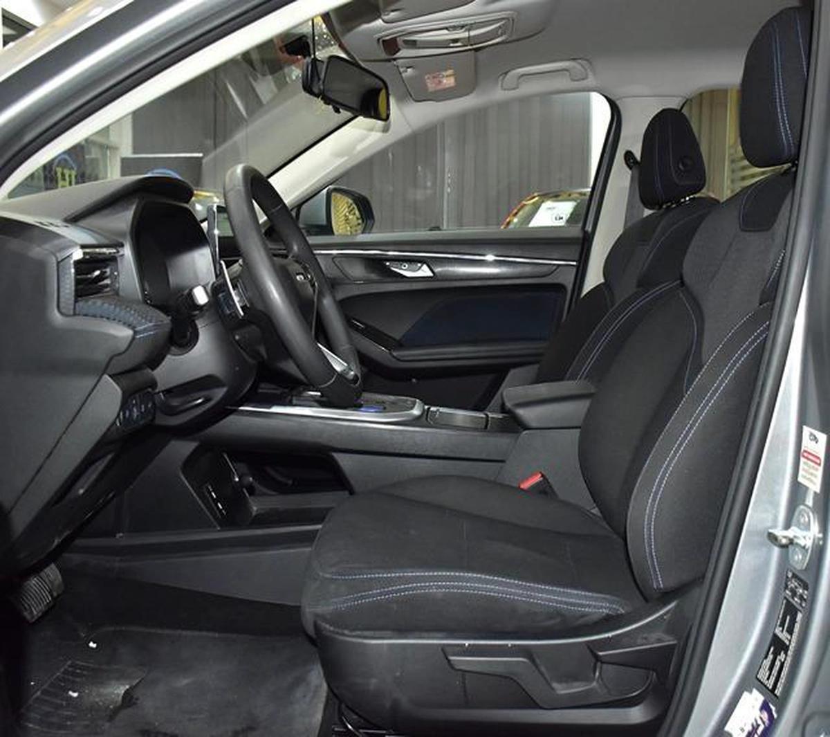 Haval Jolion ( 2023 Model ) in Silver Color GCC Specs-5-5