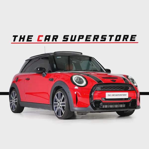 Mini Cooper S -GCC-Agency Warranty Service valid till December 2027
