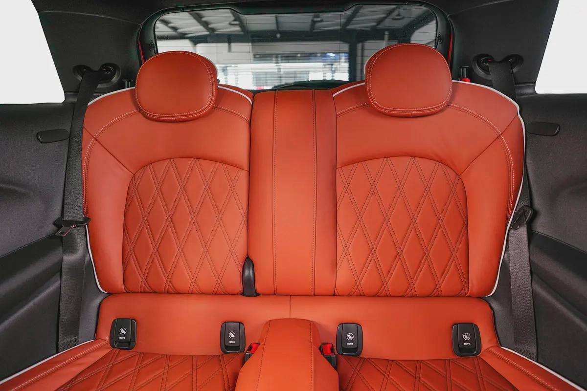 Mini Cooper S -GCC-Agency Warranty Service valid till December 2027-19-19