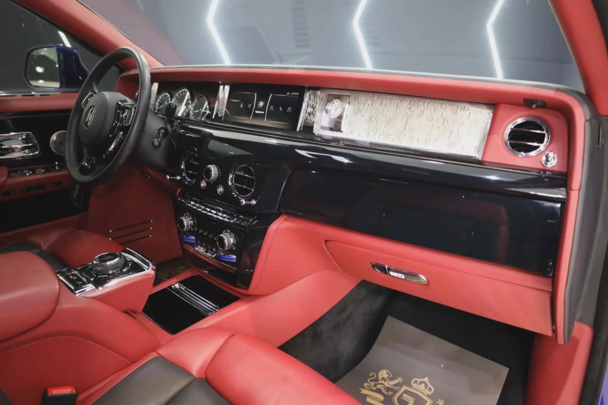 Rolls-Royce Phantom VIII 2018-2-2