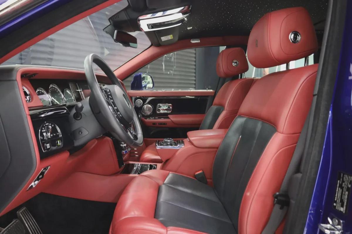 Rolls-Royce Phantom VIII 2018-1-1