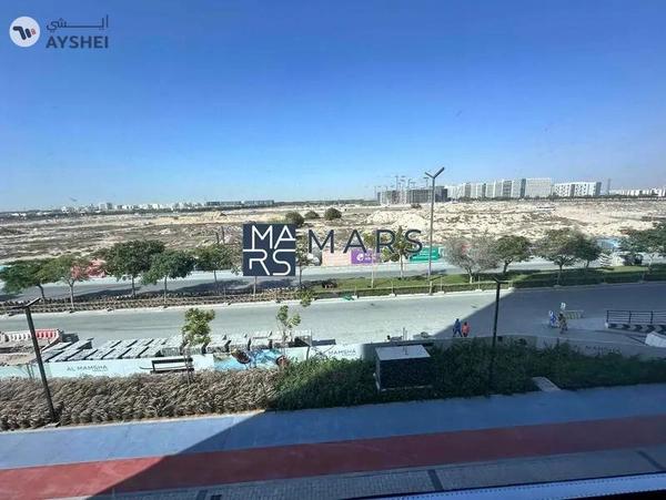 Elegant One-Bedroom Apartment with Stunning Views, No Balcony: Modern Design, Prime Location