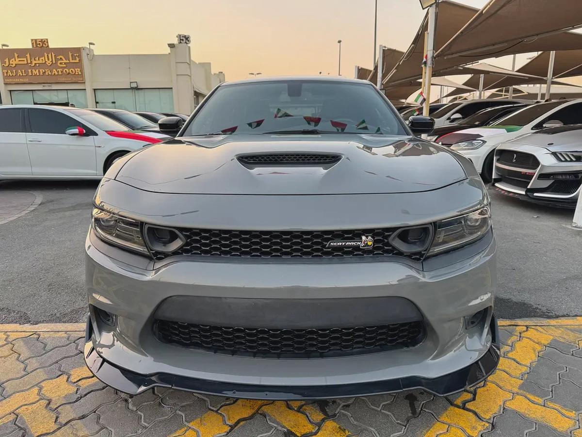 دودچ تشارچر SRT V8 SCATPACK 6.4L موديل 2023 وارد فل اوبشن بحاله الوكاله-1-1
