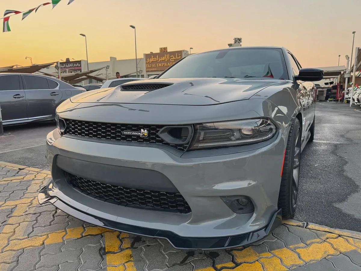 دودچ تشارچر SRT V8 SCATPACK 6.4L موديل 2023 وارد فل اوبشن بحاله الوكاله-2-2