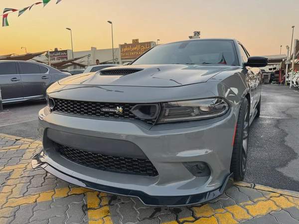 دودچ تشارچر SRT V8 SCATPACK 6.4L موديل 2023 وارد فل اوبشن بحاله الوكاله