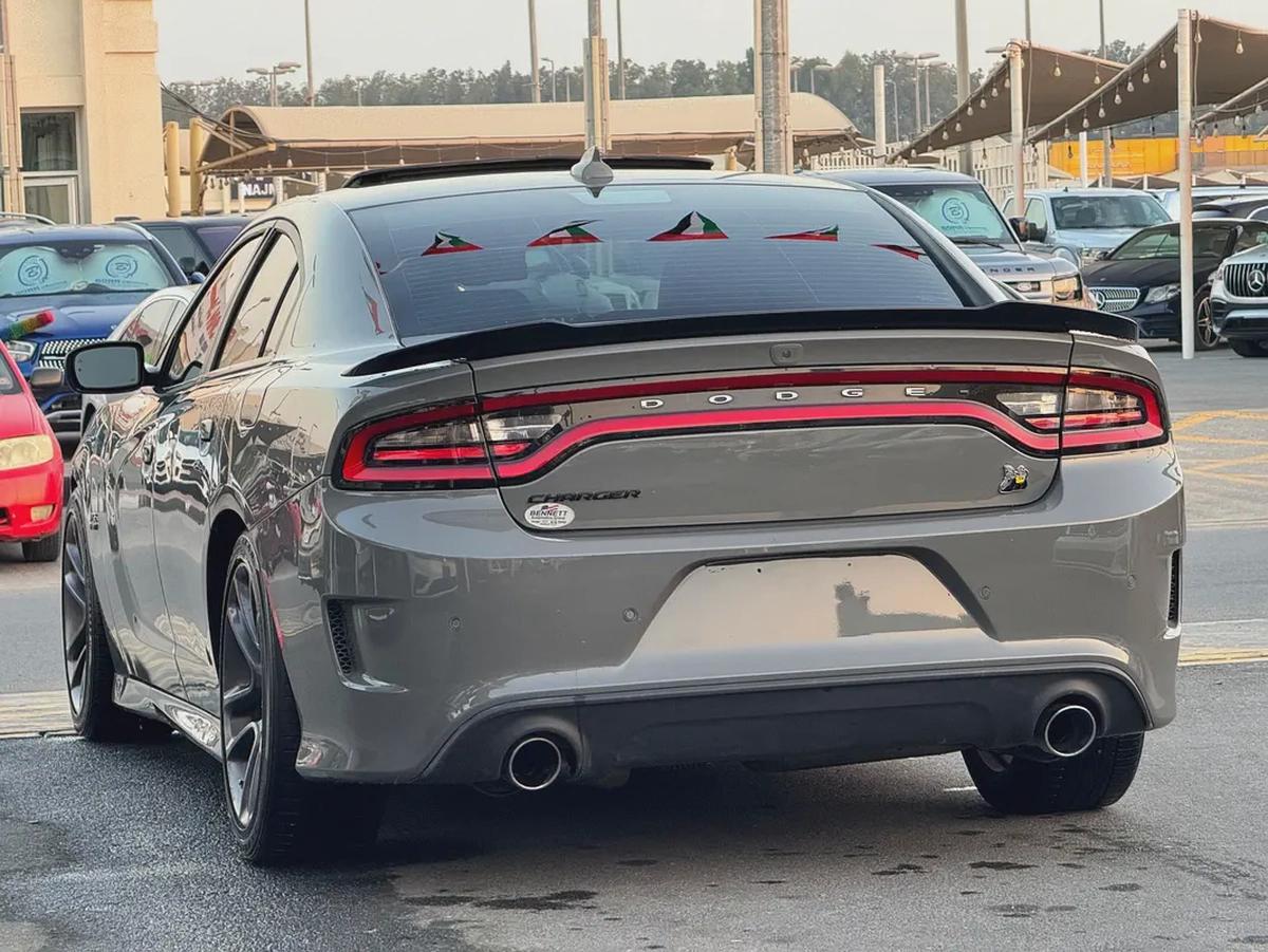 دودچ تشارچر SRT V8 SCATPACK 6.4L موديل 2023 وارد فل اوبشن بحاله الوكاله-7-7