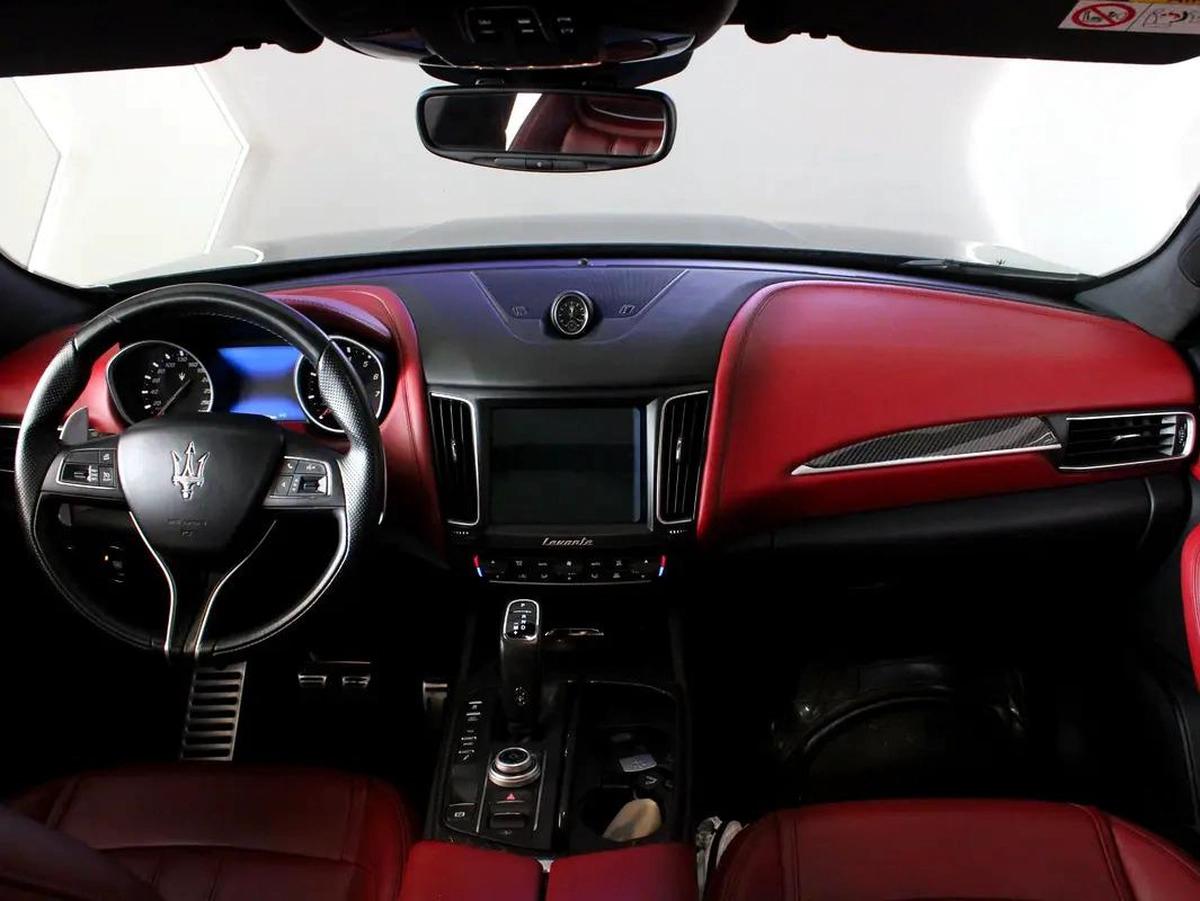 2019 - Maserati Levante SQ4 GCC-15-15