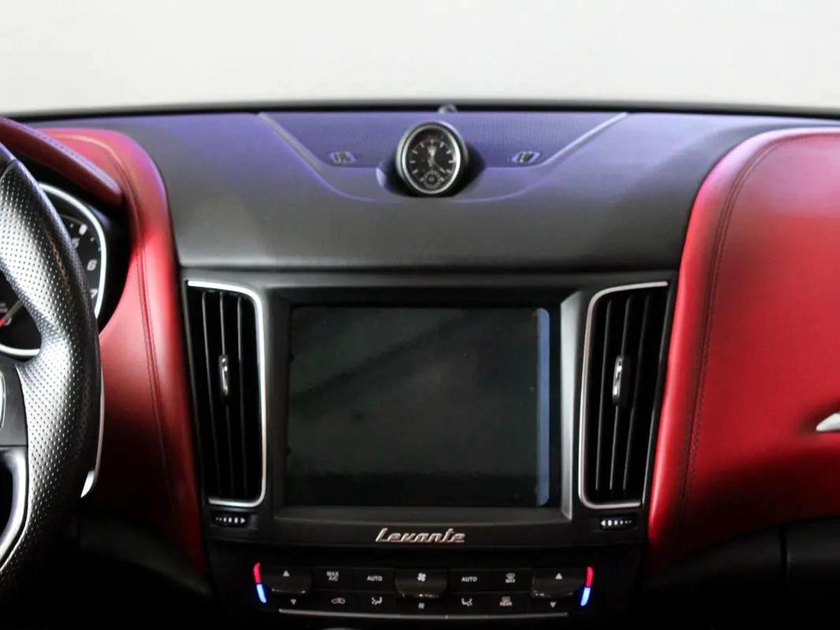 2019 - Maserati Levante SQ4 GCC-6-6