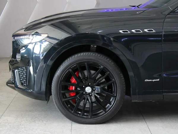 2019 - Maserati Levante SQ4 GCC