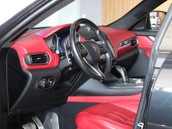 2019 - Maserati Levante SQ4 GCC